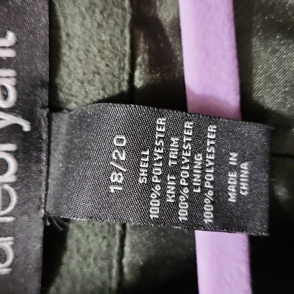 Coat - Picture 5 of 5